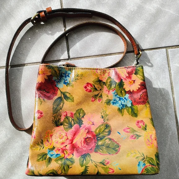 PATRICIA NASH Ledra Floral Tan Leather Strap Bucket Crossbody Bag - Picture 2 of 9
